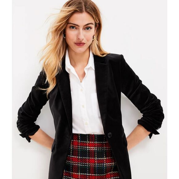 Black LOFT Velvet Collared Button Front Long Sleeve Blazer (NWT) - Picture 2 of 4